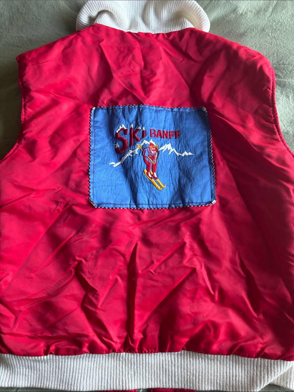 Vintage Red Ski Banff Embroidered Ski Jacket